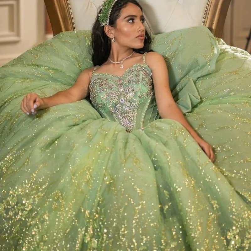 Abiti Quinceanera verde menta lucido personalizzati con spalle scoperte applique in cristallo Coda lunga Tull Bow Vestido 15 Quinceanera