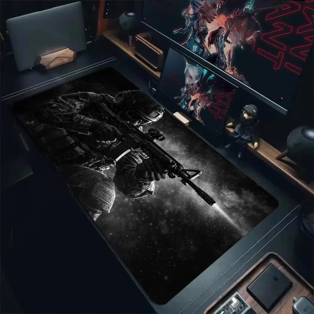 Tappetino da gioco Black Tactical Soldier Mouse Pad Tappetino da scrivania Tappetini da gioco Tappetino per mouse antiscivolo Accessori da scrivania Tappetino per computer e ufficio