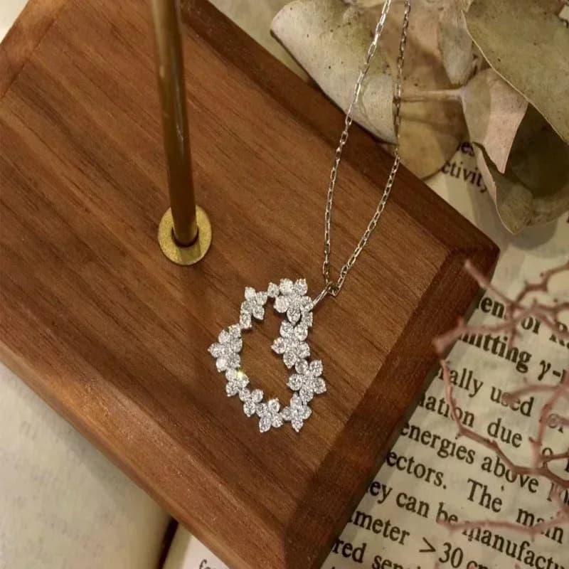 New Romantic Heart Shaped Necklace Polished White Cubic Zirconia Luxury Fashion Women's Jewelry Gift Exquisite Lotto Wholesale