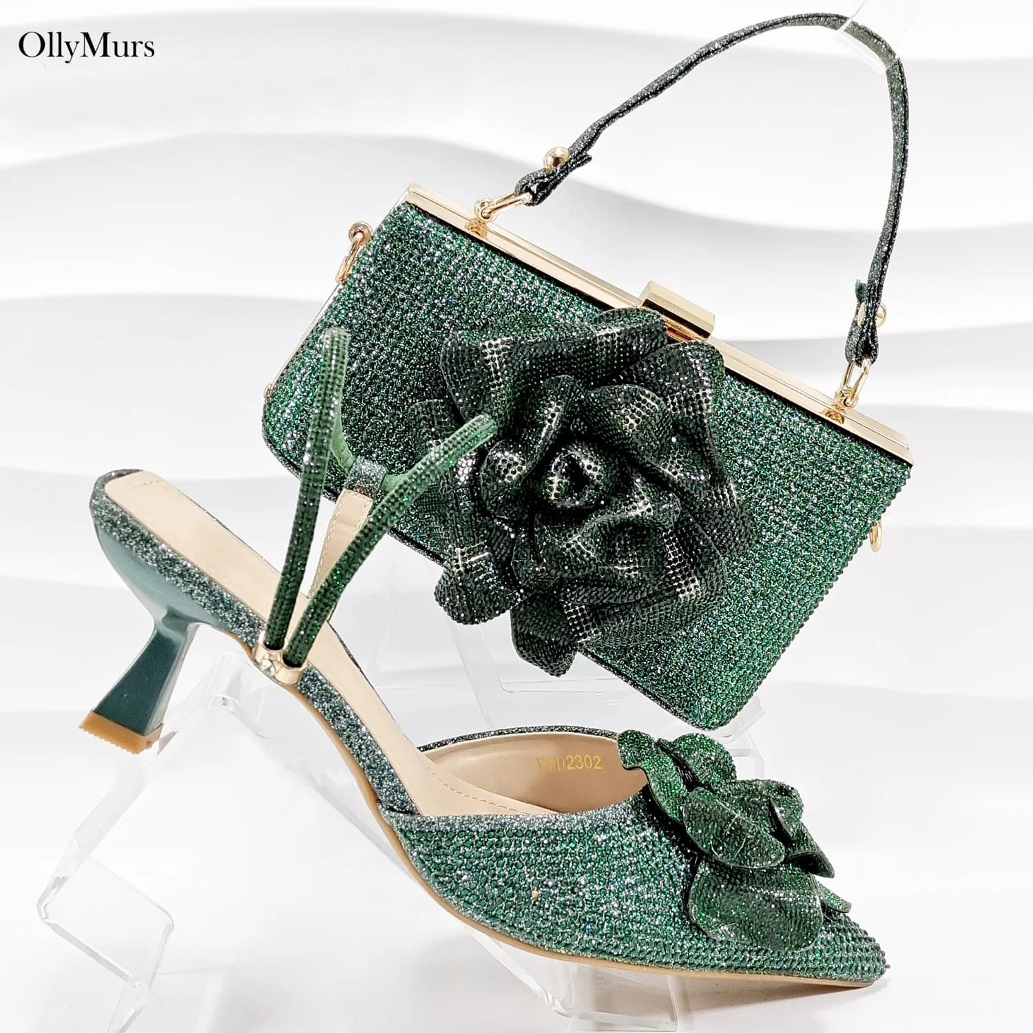 Set di Scarpe e Pochette Italiane di Design alla Moda, Comode ed Eleganti per l'Estate, Set di Scarpe e Borsa da Cerimonia Disponibile