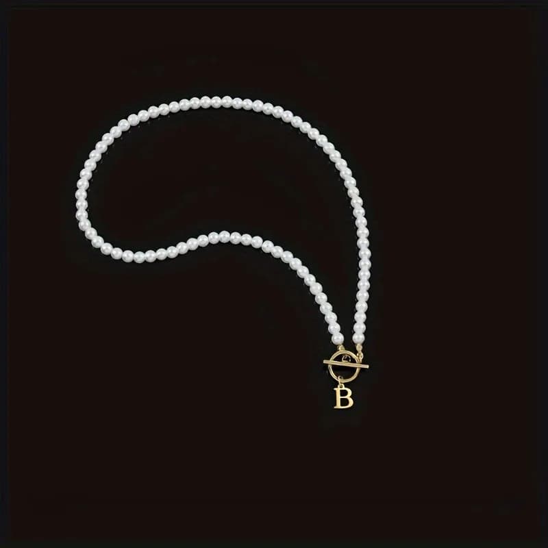 Collana con Catena di Perle e Ciondolo con Lettera in Inglese in Acciaio Inossidabile, Collana da Donna Bestseller
