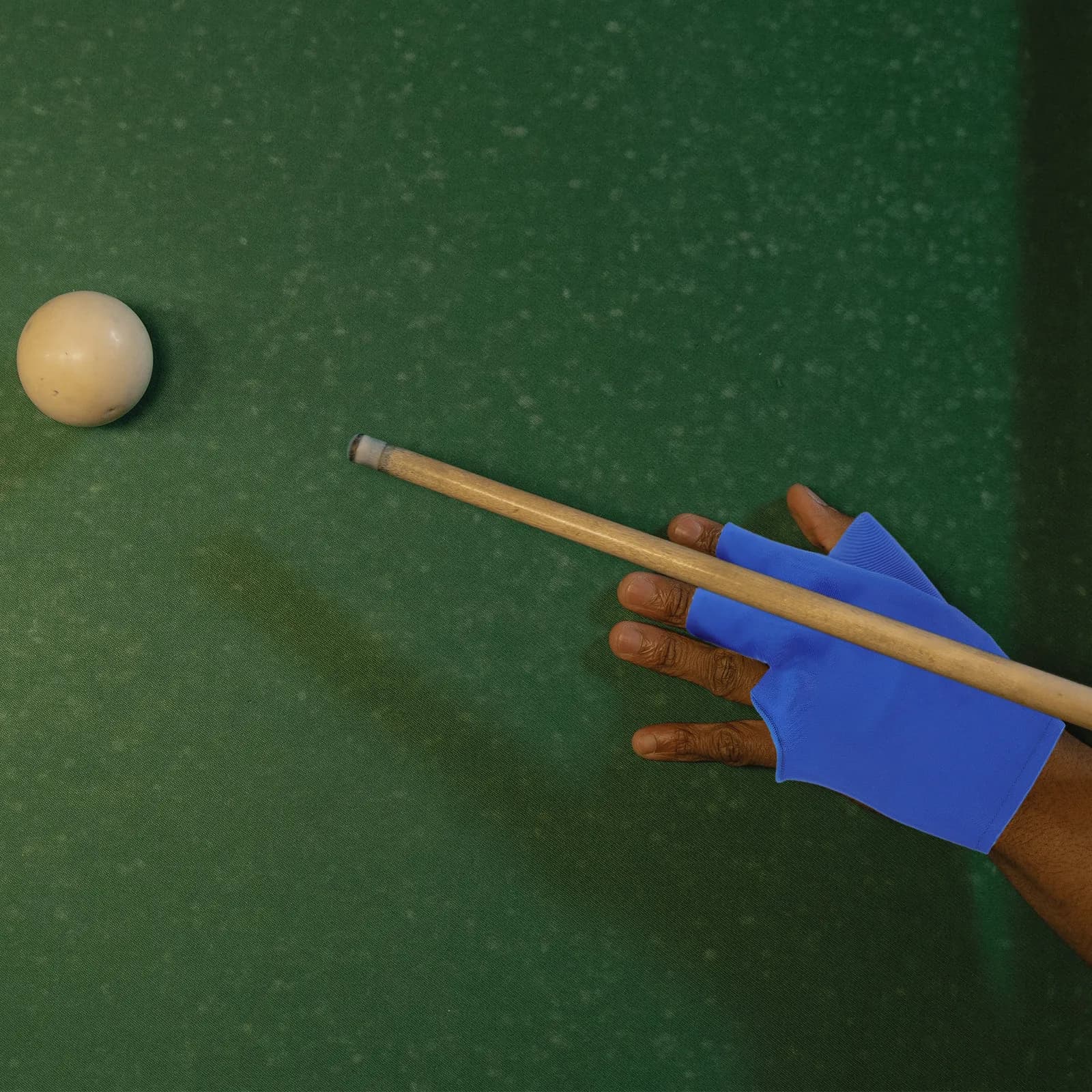 2 Guanti da Biliardo Traspiranti ed Elastici, Guanti Antiscivolo per Snooker e Pool, Accessori per Giochi da Tavolo, Guanto da Biliardo