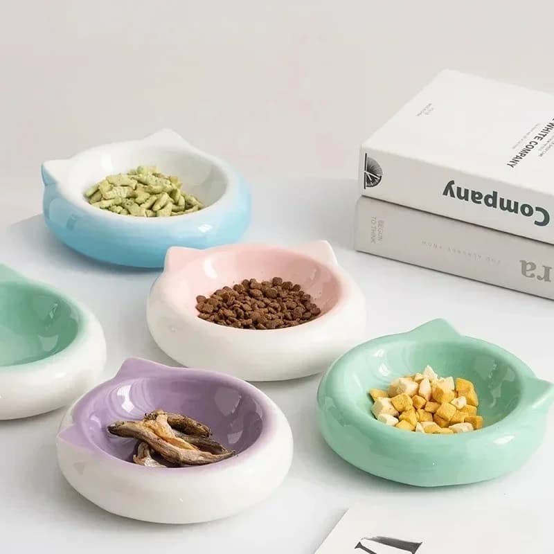 Creativo in ceramica a fondo piatto a forma di orecchio di gatto Ciotola per alimenti Piatto da pranzo Anti ribaltamento Forniture per animali domestici Ciotola per bere 1 pezzo