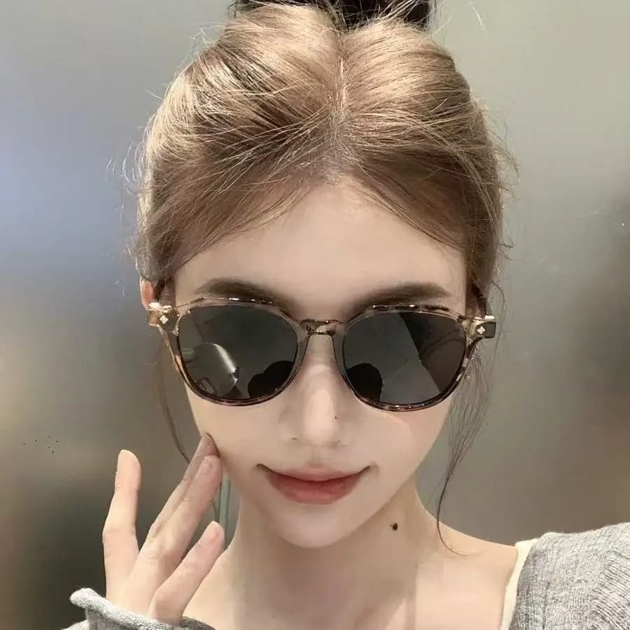 Hot Girl Elegant Sunglasses Women's New Anti-ultraviolet Korean Style High-end Retro Polygon Sunglasses Trendy