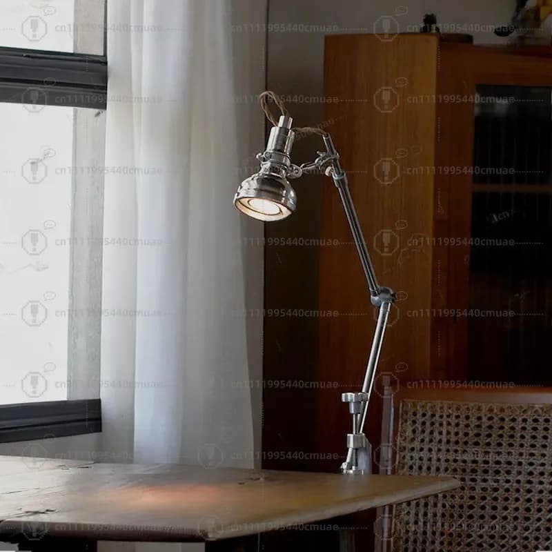 Medieval warehouse industrial wind clip desk lamp bedside desk reading retro desktop work creative telescopic medieval design