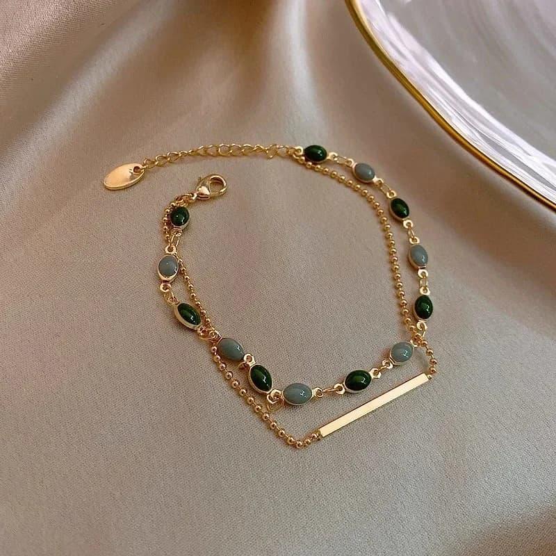 Ladies' retro double-layer bracelet with green oil droplets and gold bead chain adjustable design, charming jewelry gift