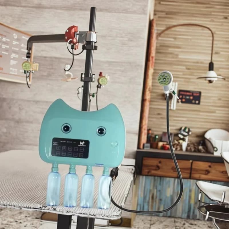 Macchina Automatica per Bagno e SPA per Cani e Gatti con 4 Bottiglie, Miscelatore e Diluente per Shampoo, in Materiale ABS, per Pulizia Sostenibile degli Animali Domestici