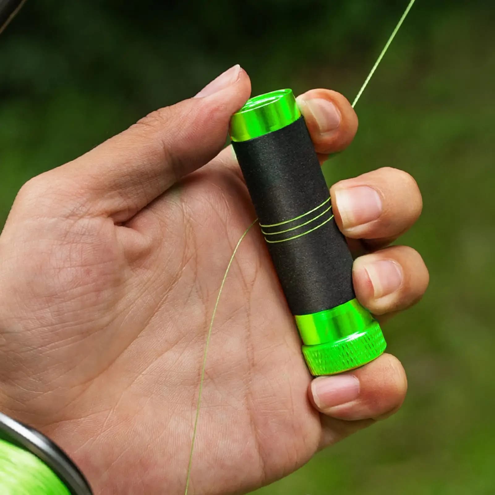 Strumento per legare l'amo da pesca Strumento per legare il nodo da pesca Attrezzatura per pesci per principianti Barca d'acqua salata Spedizioni d'acqua dolce Esca per acque profonde