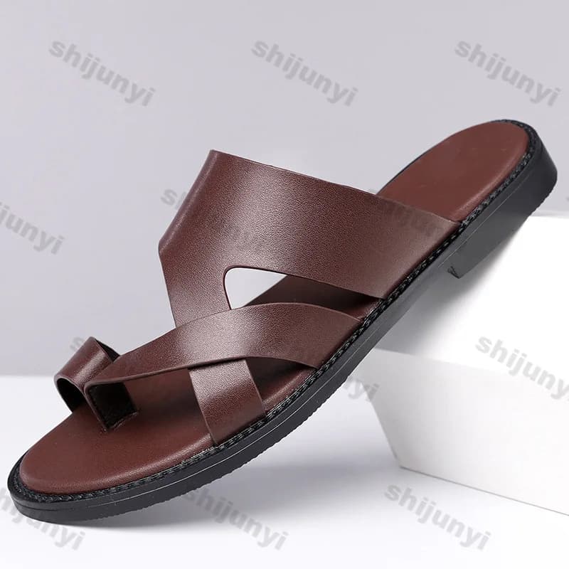 Pantofole piatte da uomo estive nuove scarpe da spiaggia casual con suola morbida traspiranti per esterni sandali antiscivolo leggeri e comodi alla moda