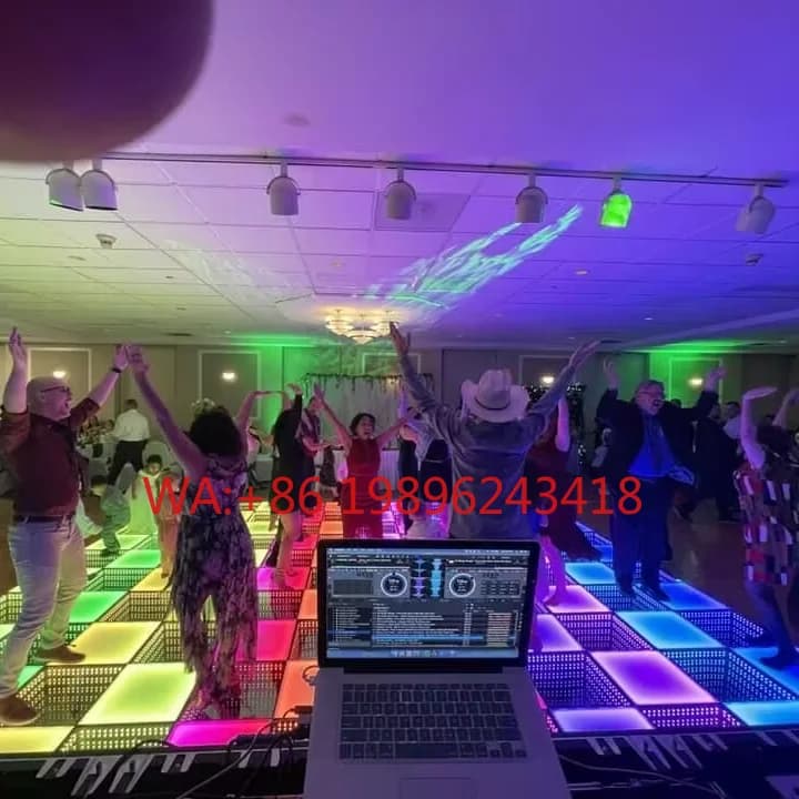 Piastrelle a Specchio Scintillanti per Esterni, Decorazioni per Matrimoni, Pista da Ballo LED 3D Magnetica Portatile