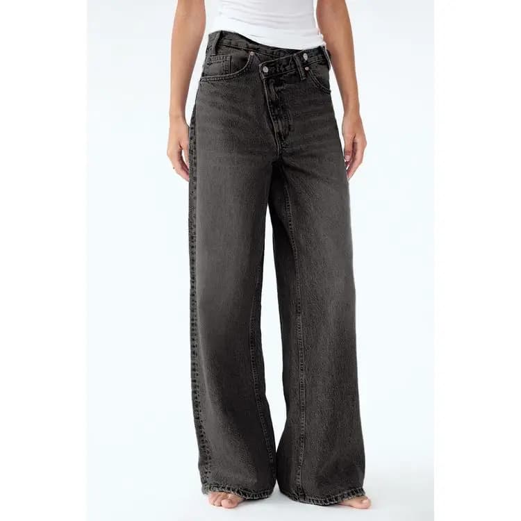 Nuovi Jeans Dritti da Donna in Denim Primavera-Autunno 2026