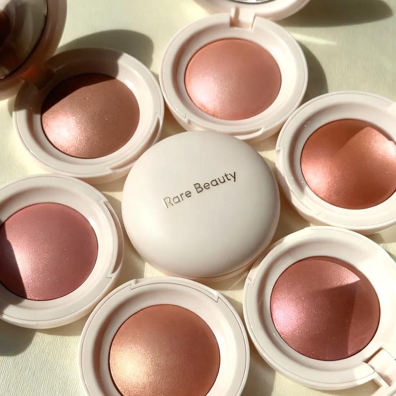 Rare Beauty Pinch Luminous Powder Blush: Fard in Polvere Luminoso, Resistente all'Acqua e alle Sbavature, Effetto Setoso Leggero, Illuminante Cosmetico