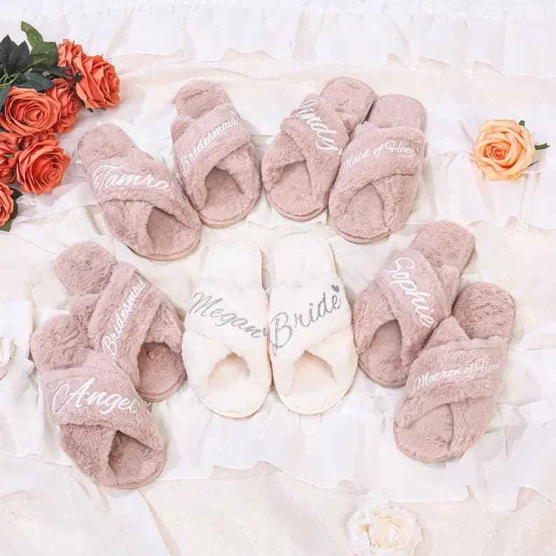 Pantofole soffici da damigella d'onore personalizzate, pantofole da sposa personalizzate, pantofole da sposa, regali per feste nuziali, regalo di nozze per lei