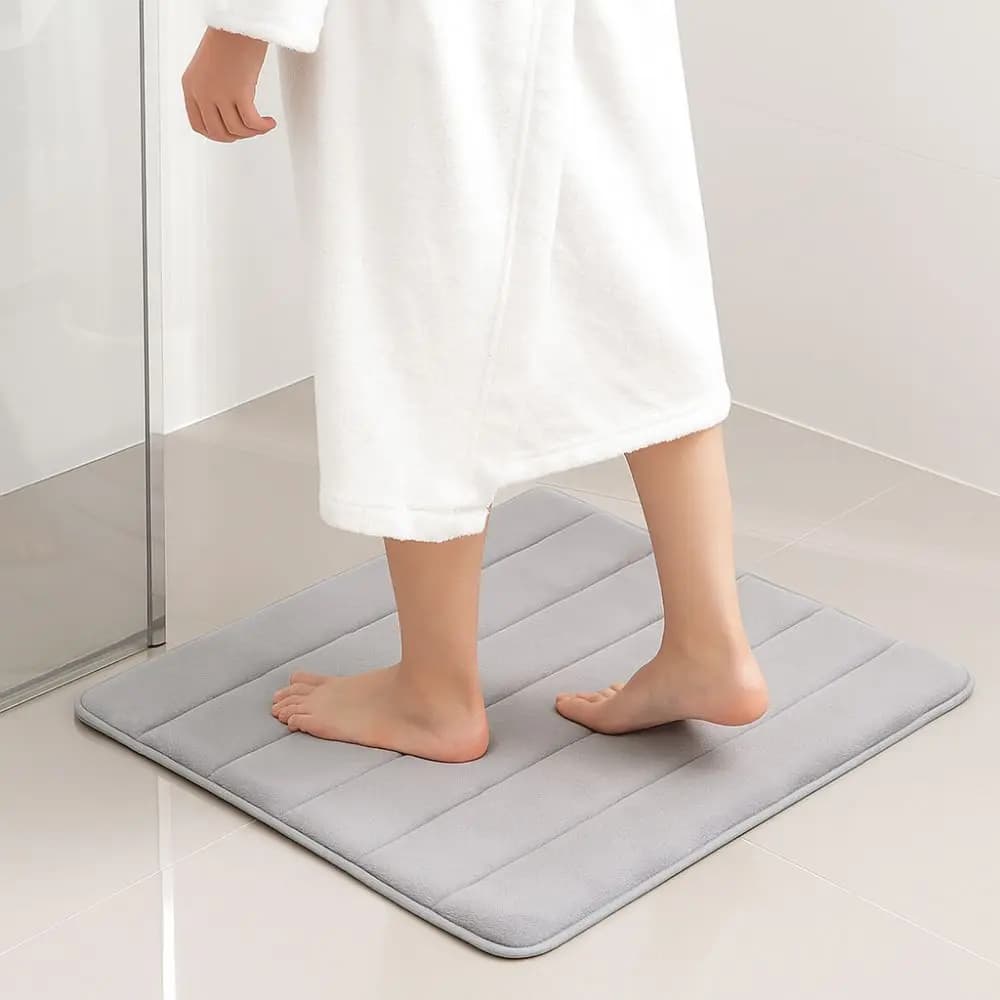 Set di 3 Tappetini da Bagno Spessi Antiscivolo, Morbidi e Assorbenti per Doccia e Toilette