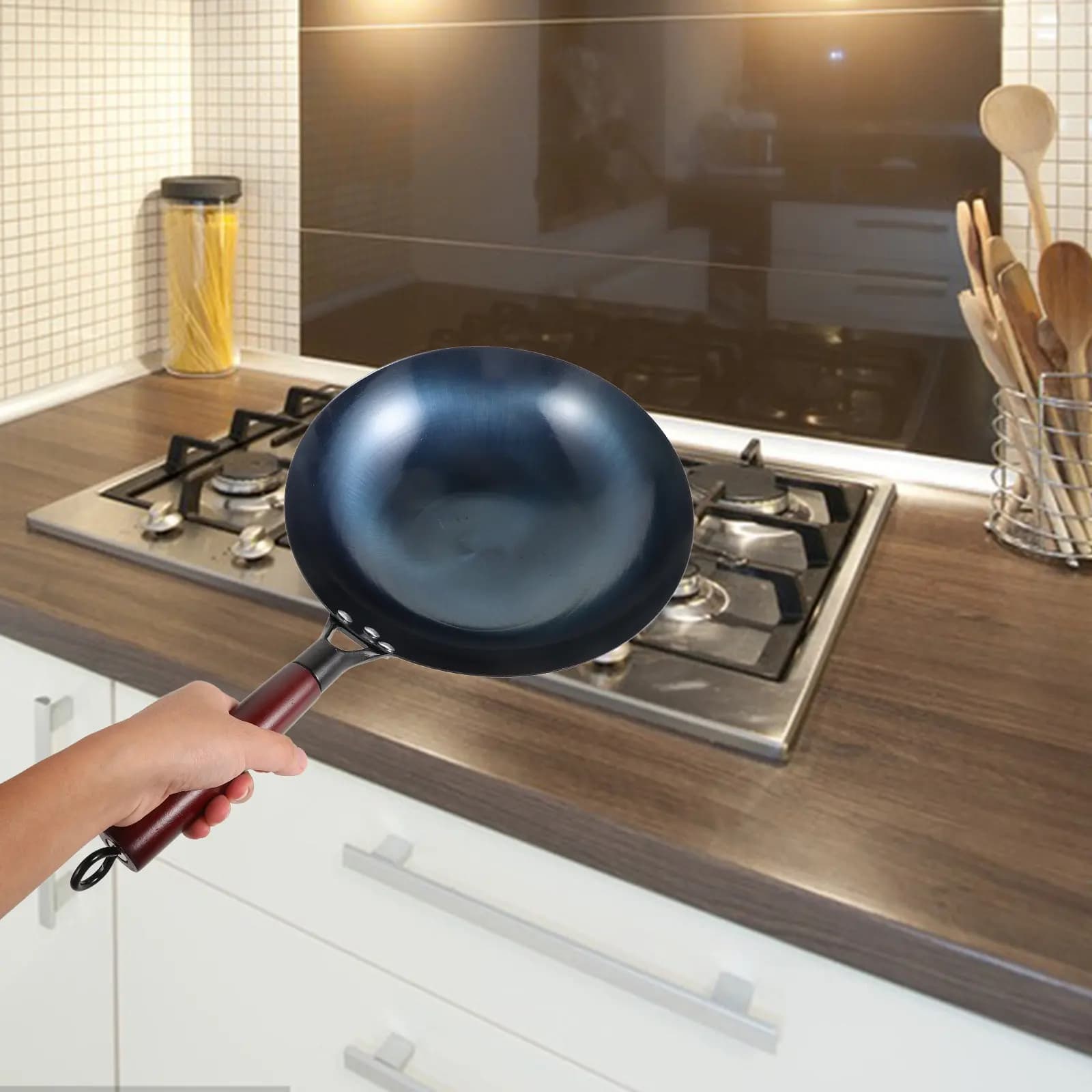 Wok Piccolo in Ferro Antiaderente con Manico in Legno, Pentola Portatile per Cucina Tradizionale, Padella Wok a Fondo Rotondo per Fornello a Gas