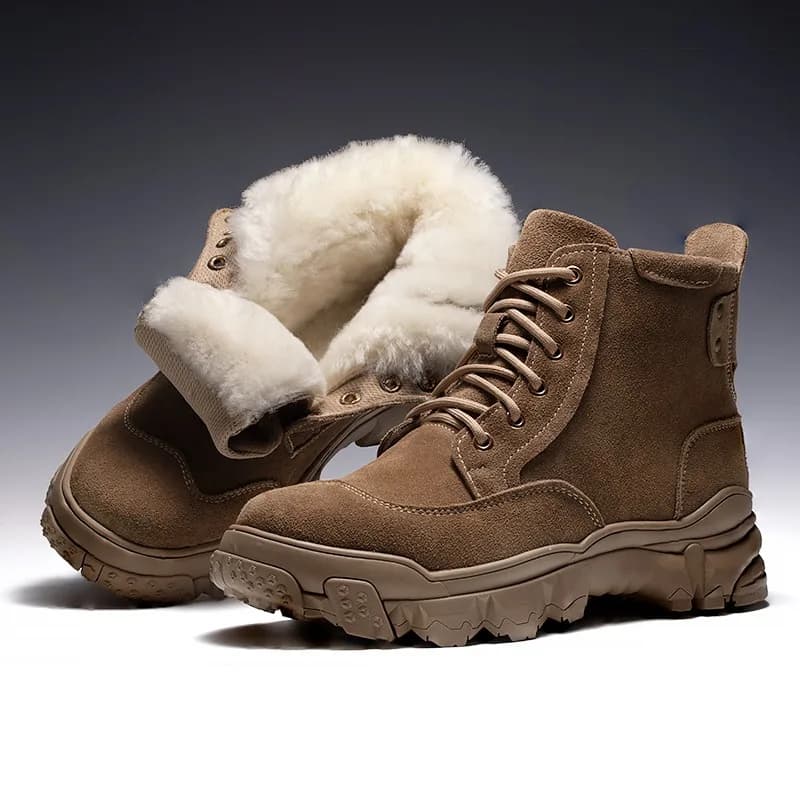 Stivali da neve invernali caldi in pelle scamosciata di mucca per giovani Scarpe da esterno casual in cotone di lana da uomo Stivaletti da moto con suola spessa maschile