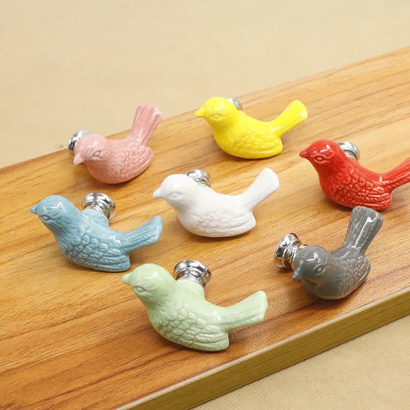 Maniglia in ceramica di buona fabbrica familiare Maniglia a foro singolo bianca per cassetti per armadietti per bambini in stile piccione moderno in stile europeo