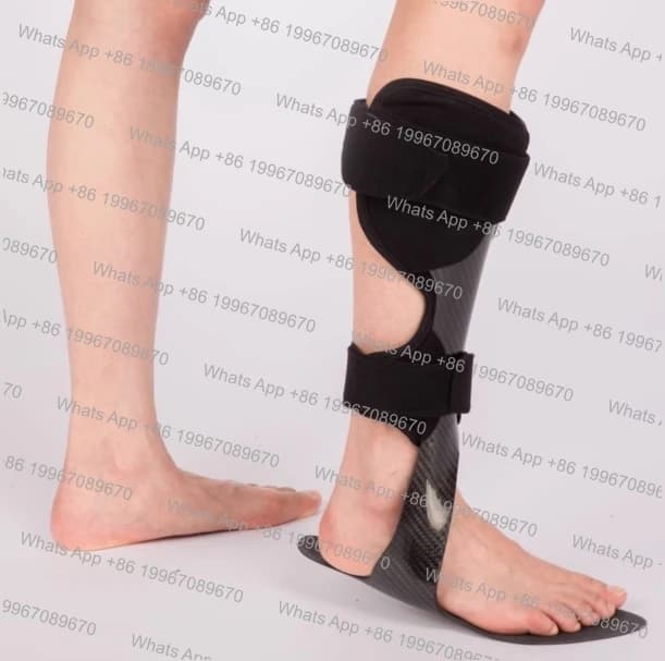 Ortesi del piede cadente Fissazione della caviglia Bretelle Varus Varus Scarpe correttive di supporto del piede in fibra di carbonio