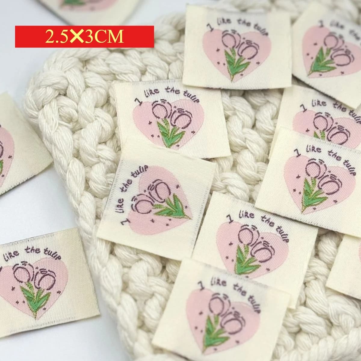 Etichetta Ricamata a Cuore e Rosa - Stile Foresta, Etichetta da Cucire per Abbigliamento, Patch per Istruzioni di Lavaggio per Capi Fai-da-Te, Etichette Artigianali Fatte a Mano