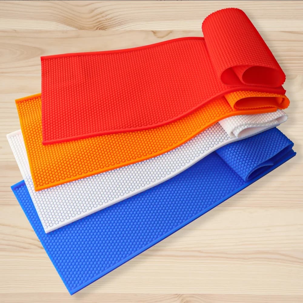 1 tipo di foglio di cera a nido d'ape che fa stampo in silicone rosso blu bianco arancione tappetino a nido d'ape in silicone foglio di cera a nido d'ape in silicone strumento fai da te