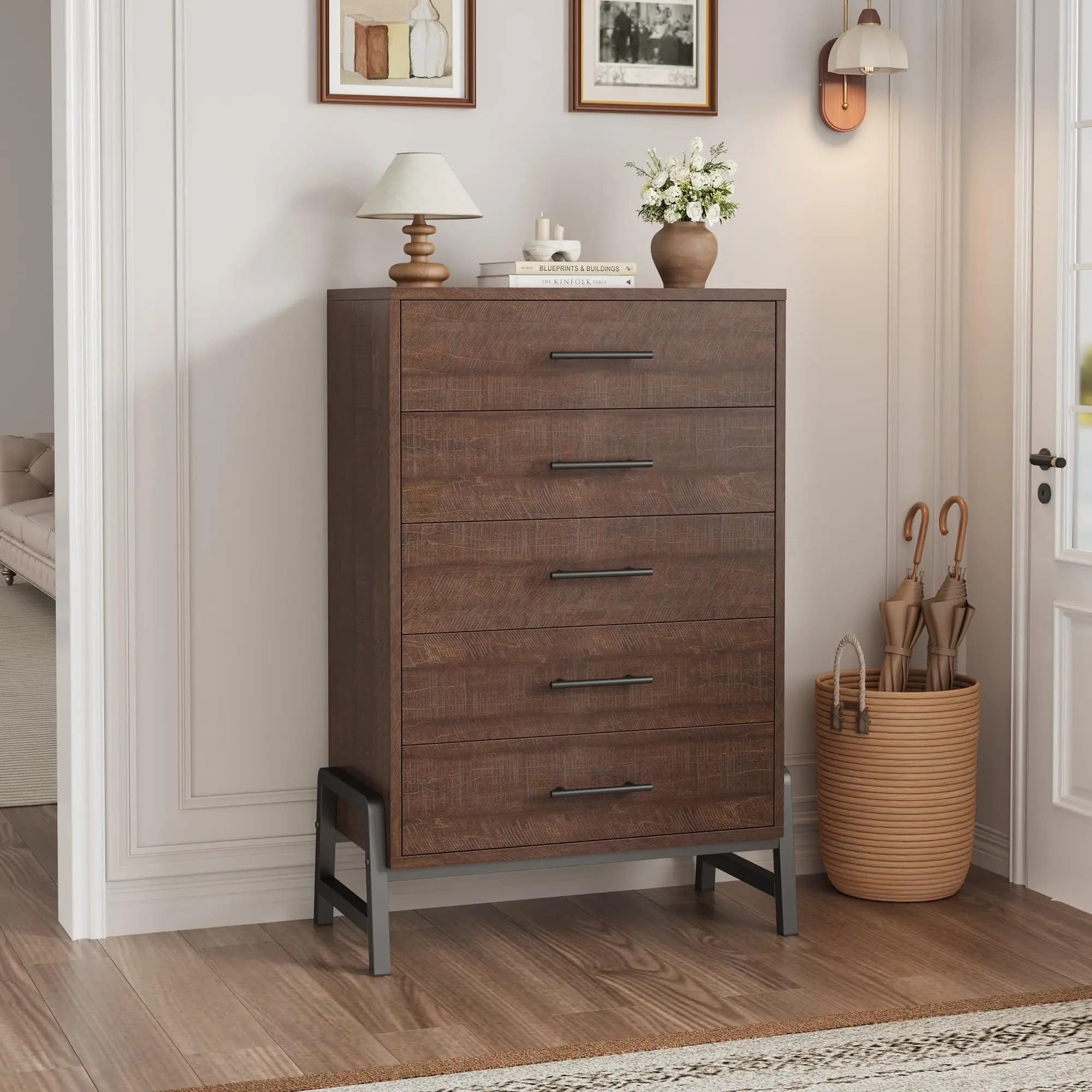 Mobiletto alto multi-cassetto autoportante per corridoio con 5 cassetti profondi, organizer moderno sospeso per ingresso con gambe rialzate, mobile con piano spesso per camera da letto e soggiorno