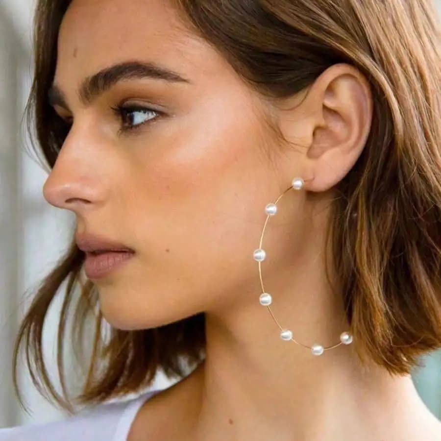 Orecchini a Cerchio Minimalisti con Perle Finte per Donne, Orecchini Pendenti in Metallo Curvo, Stile Elegante