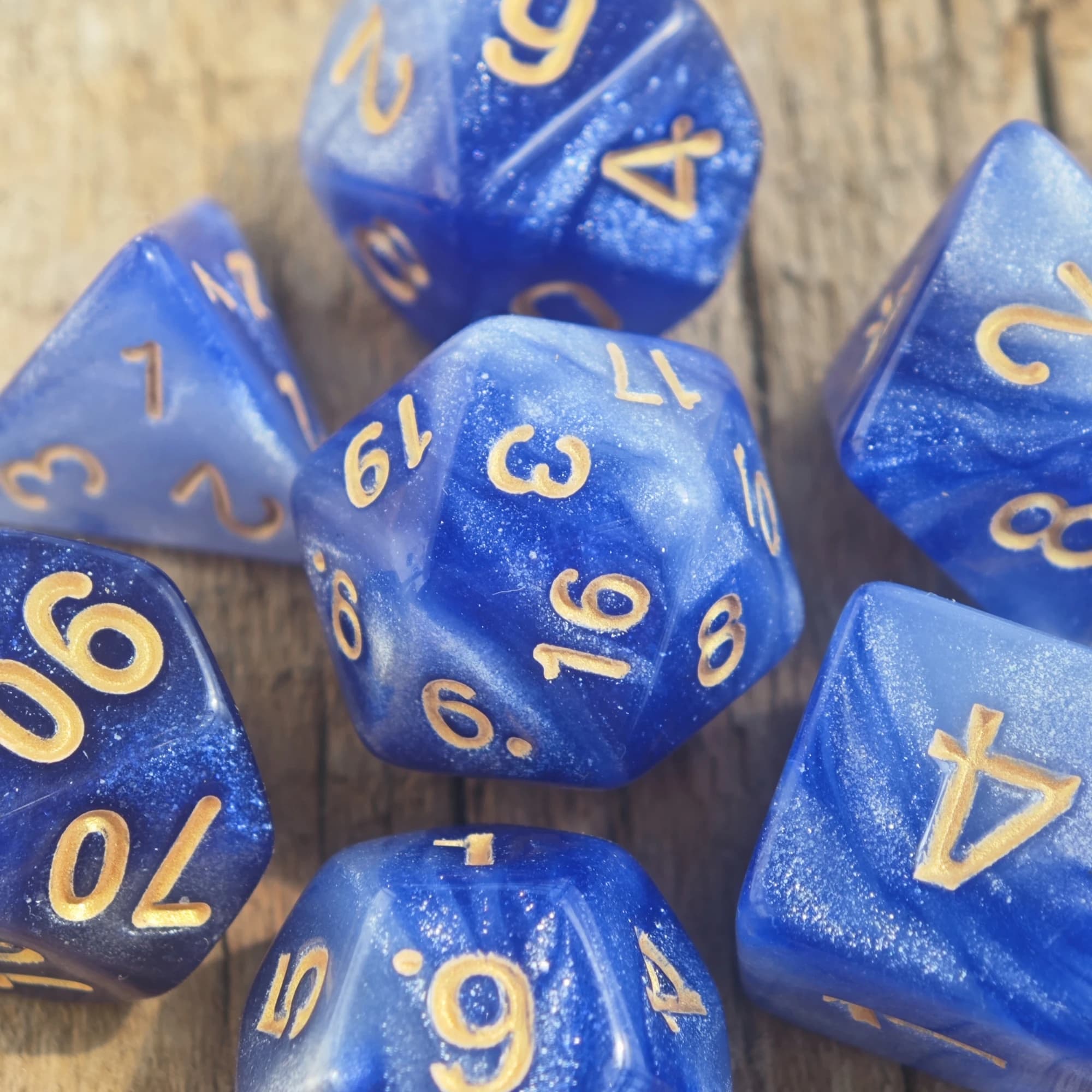7 Pz/set Set di Dadi Galaxy Blu e Bianco D4 D6 D8 D10 D% D12 D20 Dadi D&D RPG Dungeons and Dragons Gioco Desktop