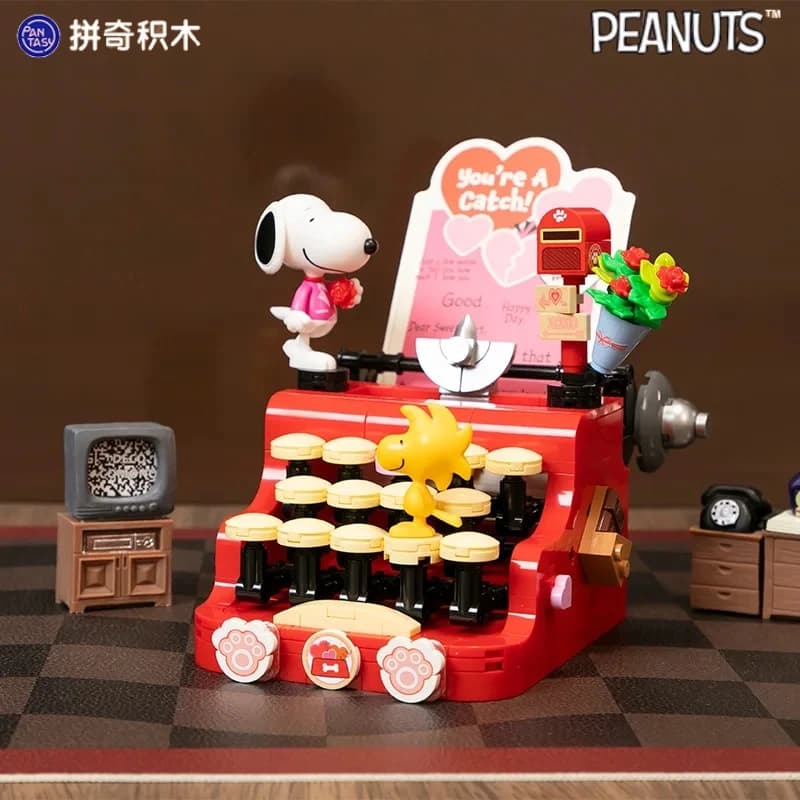 Snoopy Building Blocks Serie di macchine retrò Elettrodomestici Macchina da scrivere Macchina da caffè Patchwork Modello Ornamenti Regali giocattolo