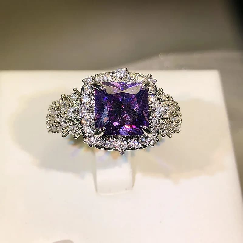 Anello in argento 925 con pietre preziose colorate da donna di lusso leggero di fascia alta super flash viola zircone luminoso pieno di diamanti regalo gioielli