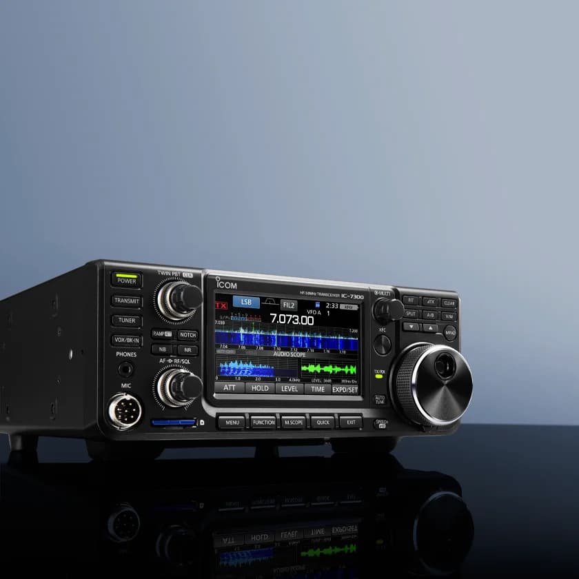 Nuovo Ricetrasmettitore IC IC-7300 HF 50MHz CW SSB AM Radio Mobile 100W a Lungo Raggio per Radioamatori e Stazione Base