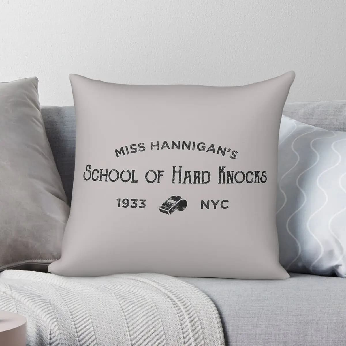 Annie Miss Agatha Hannigan Hard Knocks Square Pillowcase Polyester Linen Velvet Creative Throw Pillow Sofa Seater Cover 45x45
