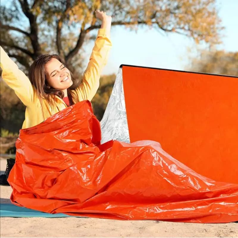 Survival fur coat Portable survival blanket Waterproof thermal insulation portable bags for camping trips