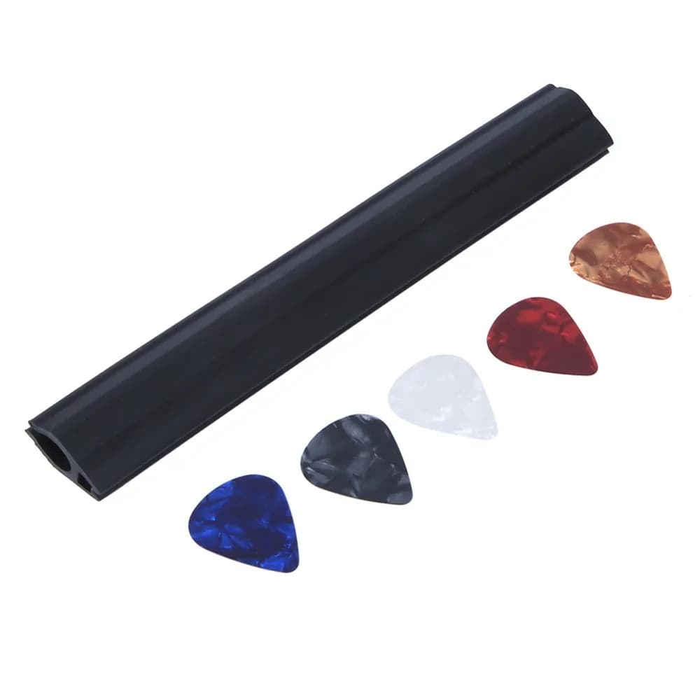 Gomma Nera ​ ​ Porta Plettri per Chitarra ​ ​ Set di 5 Plettri ​ ​ Morsetto a clip ​ Clip per plettri da chitarra ​ Fissaggio Sicuro ​ Facile da installare