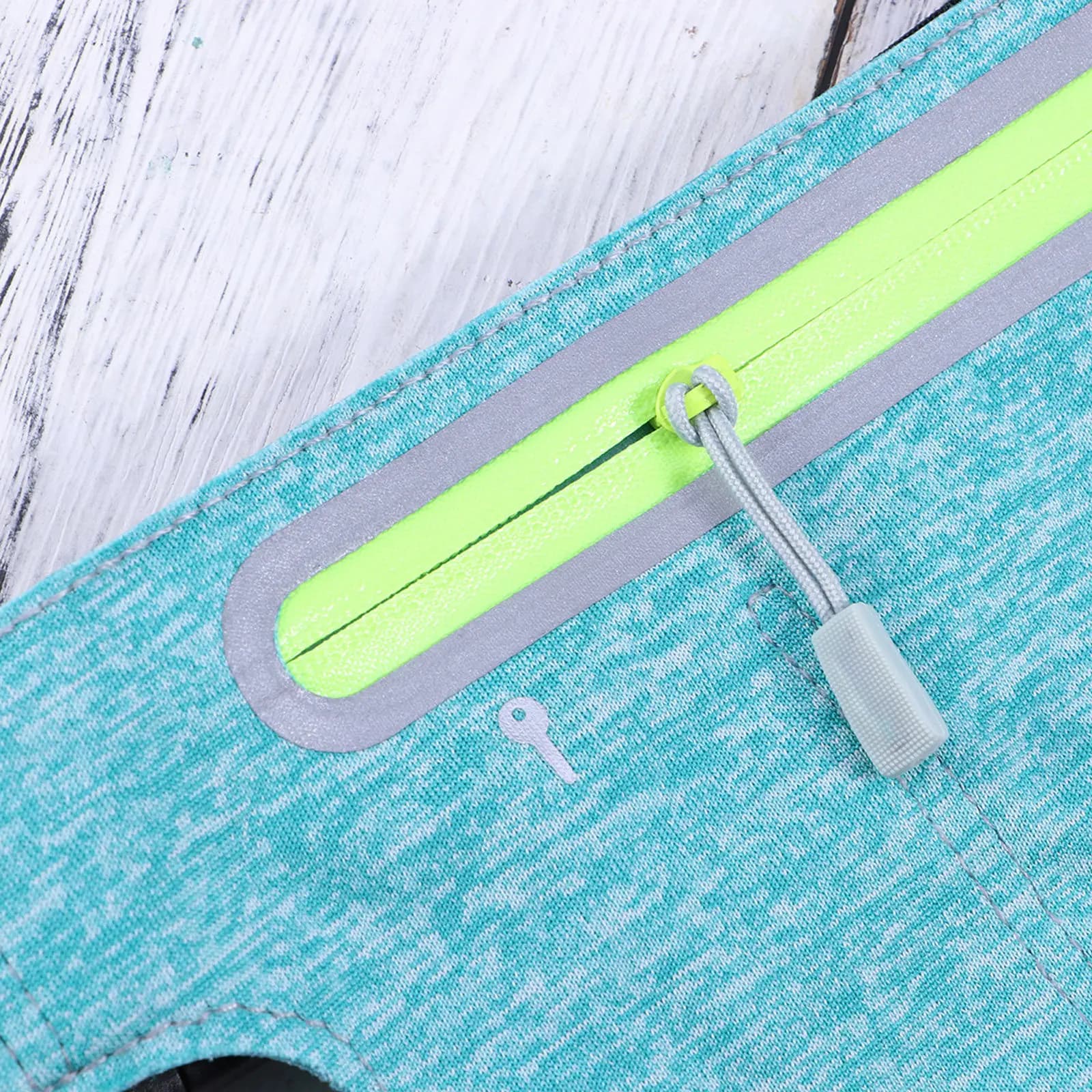 Waterproof Phone Waist Bag Adjustable Sports Belt Pouch Lightweight Storage for Money Keys Outdoor Travel Blue
