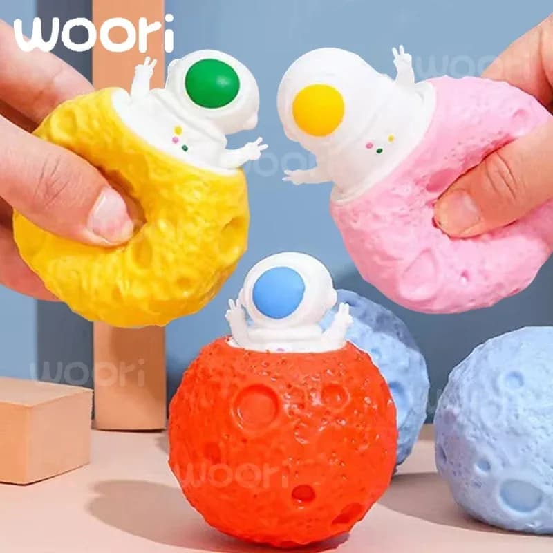 -Squeeze Astronauts Planet TPR Cup Anti Stress Pop Up Funny Toys Joke Decompression Fidget Sensory Stress Gift for Kids Adults