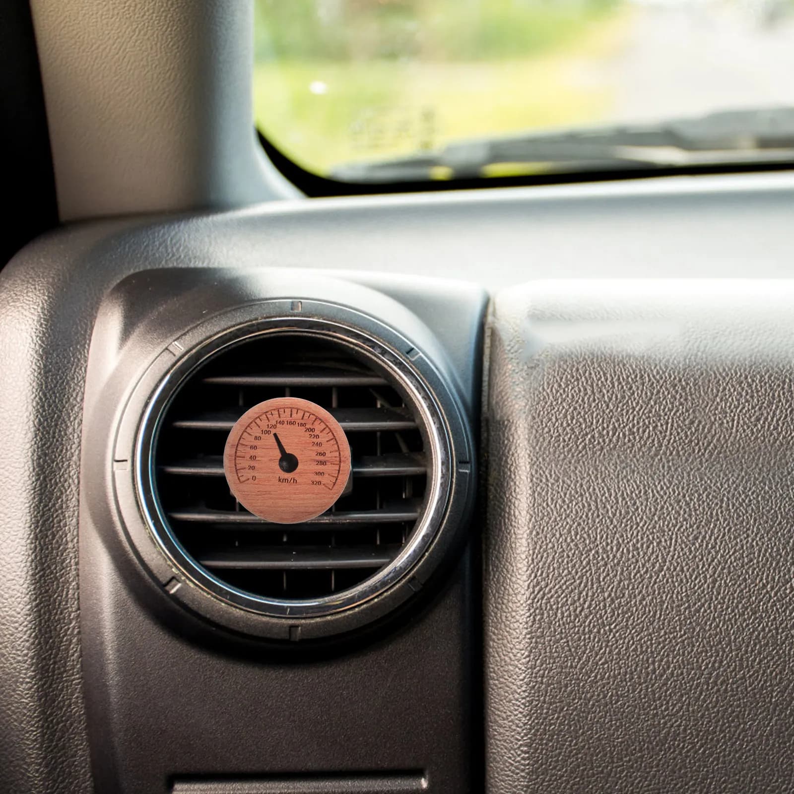 Wood Car Diffuser Handmade Exquisite Aroma Diffuser Wooden Essential Oil Diffused Wood Car Air Freshener Decor