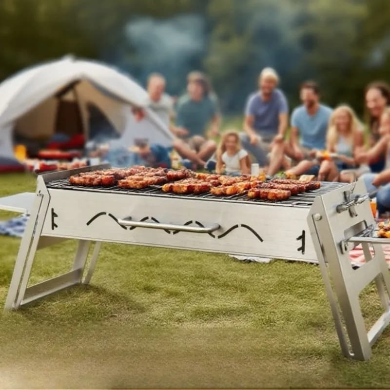 Griglia da campeggio per picnic all'aperto Griglia per barbecue a carbone pieghevole semplice in acciaio inossidabile addensato Forniture per cucinare da campeggio per uso domestico
