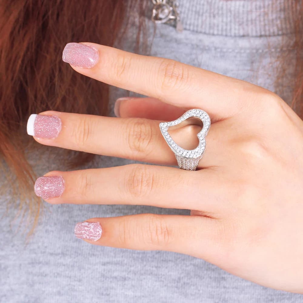 BeaQueen Luxury Full Chunky Micro Cubic Zirconia Big Heart Shape Ring for Women Valentine's Day Ladies Finger Jewelry Gifts R154