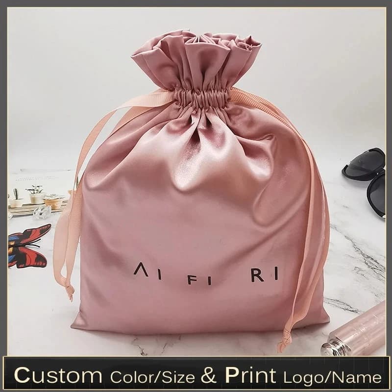 Logo personalizzato Borsa con coulisse in raso Estensioni dei capelli Custodia cosmetica per bellezza Scarpe Borsa per imballaggio in seta per trucco Bustina antipolvere 50 pezzi