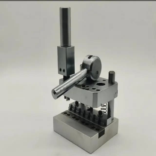 Conveyor Belt Mini Butterfly Buckle Machine Butterfly Buckle Stapler with Different Specifications and Models