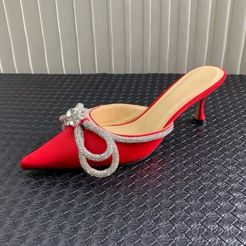 Pantofole da donna con fiocco in raso di seta con strass e fiocco, sandali con punta a punta e tacco alto sottile, scarpe da banchetto sexy estive 2025