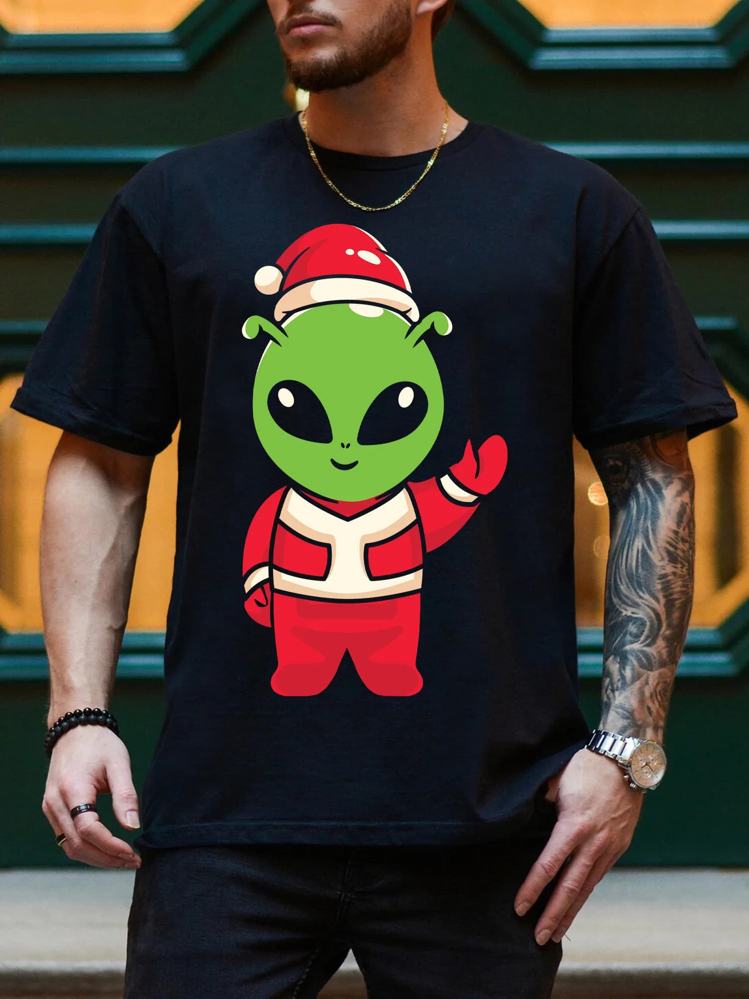 T-shirt grafica da uomo Alien In Santa Suit, t-shirt nera quotidiana in puro cotone, t-shirt leggera girocollo