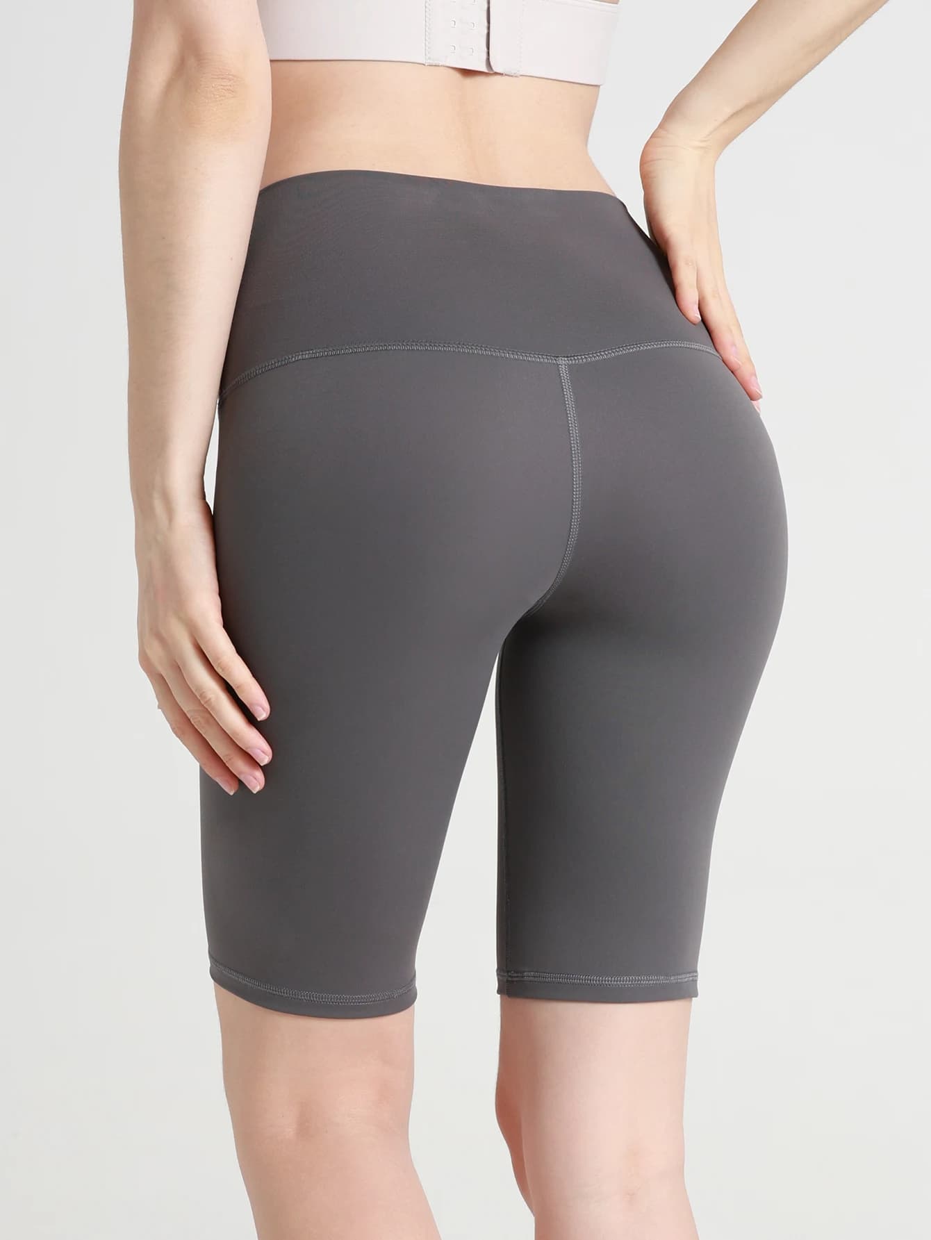 Women's Seamless Yoga Shorts High Waist Elastic Hip Lift Breathable Quick Dry Running Leisure Cycling Pilates Sports Shorts