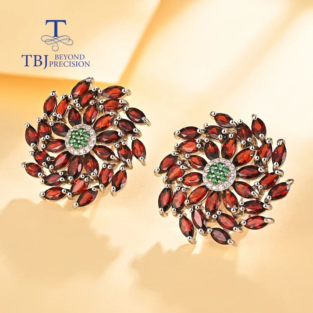 Gorgeous Natural Red Garnet Earrings for Women 925 Sterling Silver Fine Jewelry Light Luxury Design Anniversary Party Accessory