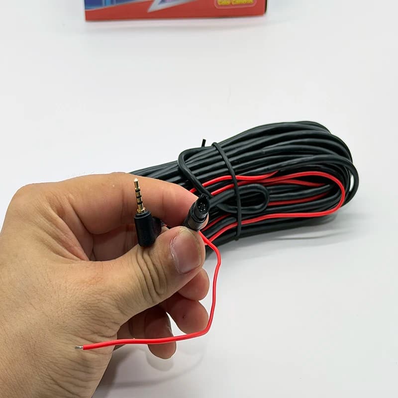 Car rearview camera 5-pin 6M/10M extension cable HD waterproof and sunscreen 480P video cable