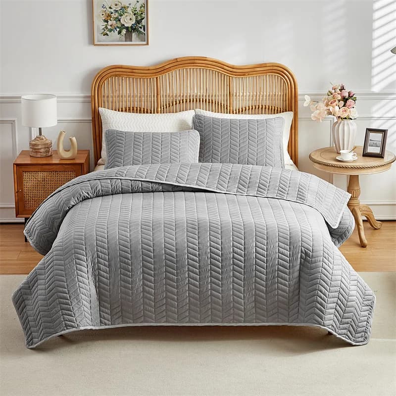 3pcs set quilted bedspread, solid color soft breathable bedsheet, 264*230cm+2pcs pillowcase 51*66cm