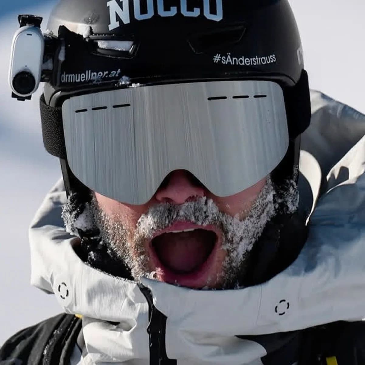 Nuovi occhiali da sci antiappannamento magnetici cilindrici colorati a doppio strato per esterni antivento per visione notturna di grandi dimensioni alpinismo
