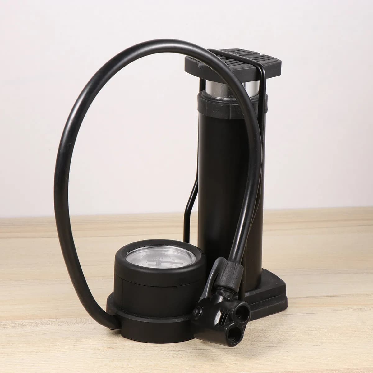 Mini Portable Aluminum Alloy Floor Pump for Bikes E-Bikes Motorcycles with Dual Usa French Valve Head Barometer