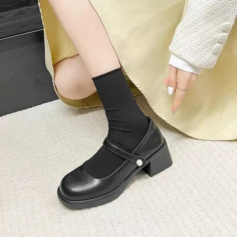 Nuove Scarpe Loafer da Donna 2026 in Stile Britannico, Scarpe in Pelle Primaverili, Calzature Casual Versatili