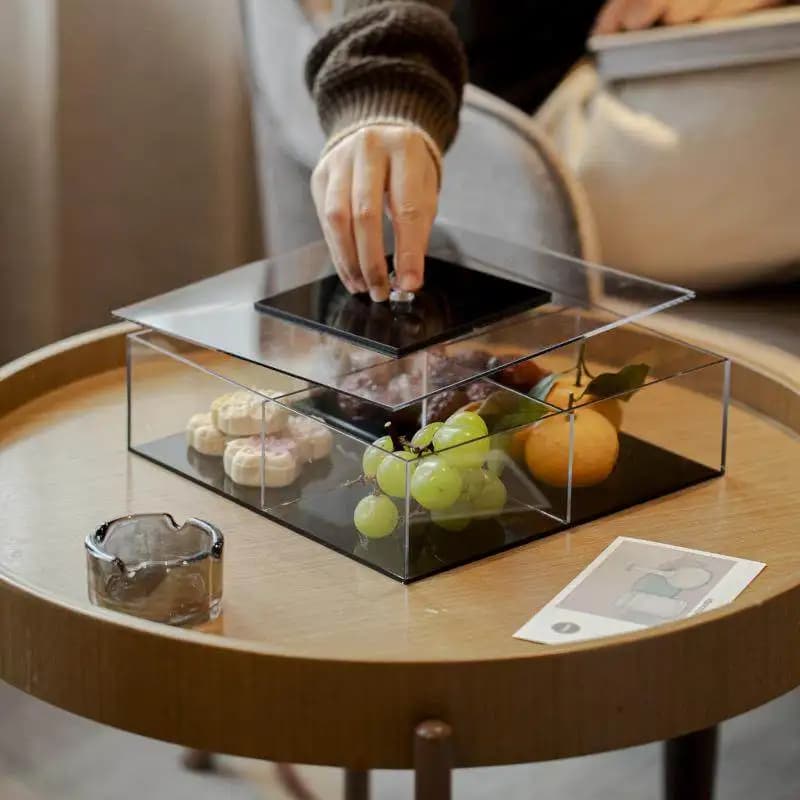 Vassoio da portata in acrilico, ciotola per caramelle per snack scomparsa per la casa, organizer per la casa con coperchio, piatto quadrato per frutta secca